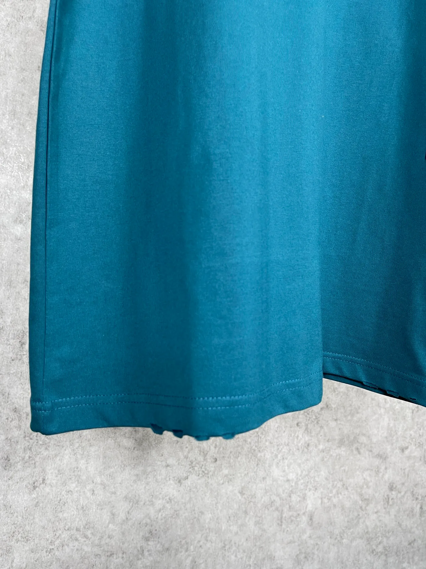 【 . Quality】BALENCI*GA/ .BB LOGO T . . ZP . 260 ， . ， ， 。Classic ， . ， ， 。 . ， 。 ， ， ， OS . Same Style。 ：BL 223012 ： . Blue. White.Red Size：XS L